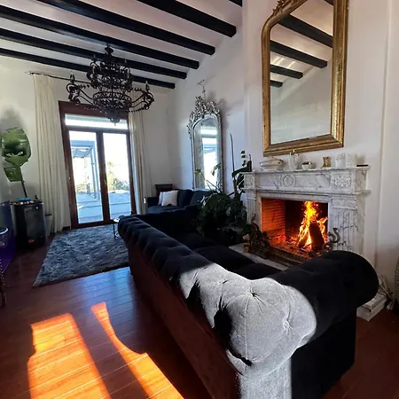 Resort Spirit Of Queen Experience La Floresta Pearson