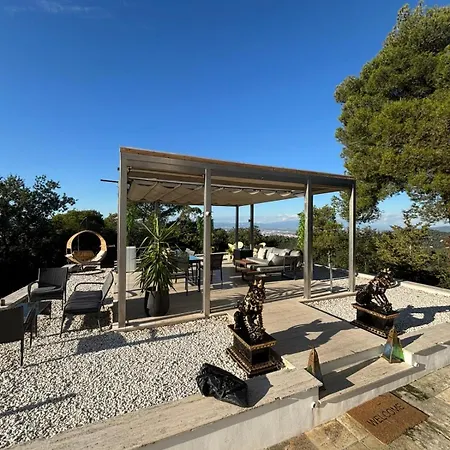 Spirit Of Queen Experience La Floresta Pearson