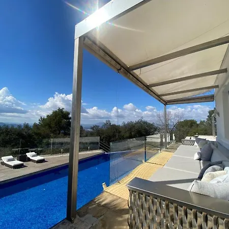 Resort Aya House