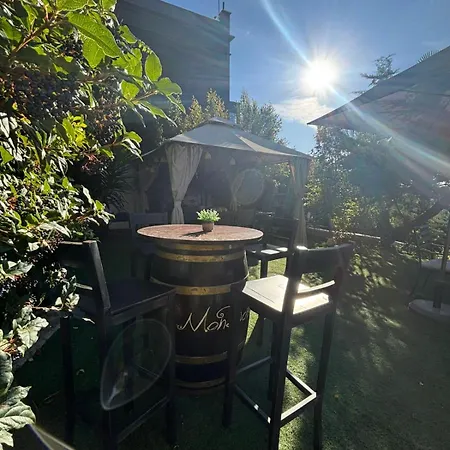 Spirit Of Queen Experience * La Floresta Pearson