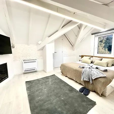 Aya House Resort Barcelona
