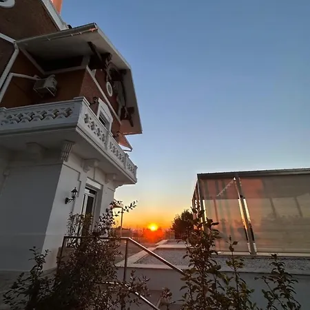 Resort Aya House *