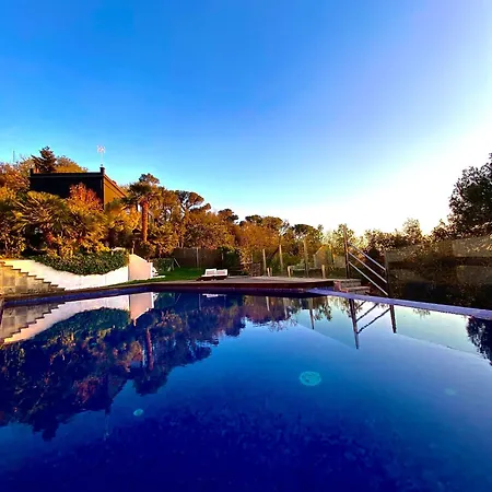 Resort Aya House *
